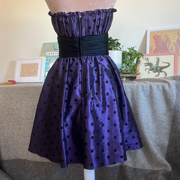 Betsey Johnson Strapless polkadot Partydress, size 8 - Picture 4 of 10